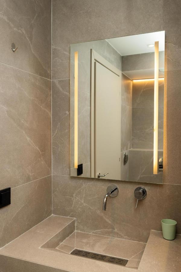 Elegance Apartment 2 Bedroom Suites Soluň Exteriér fotografie